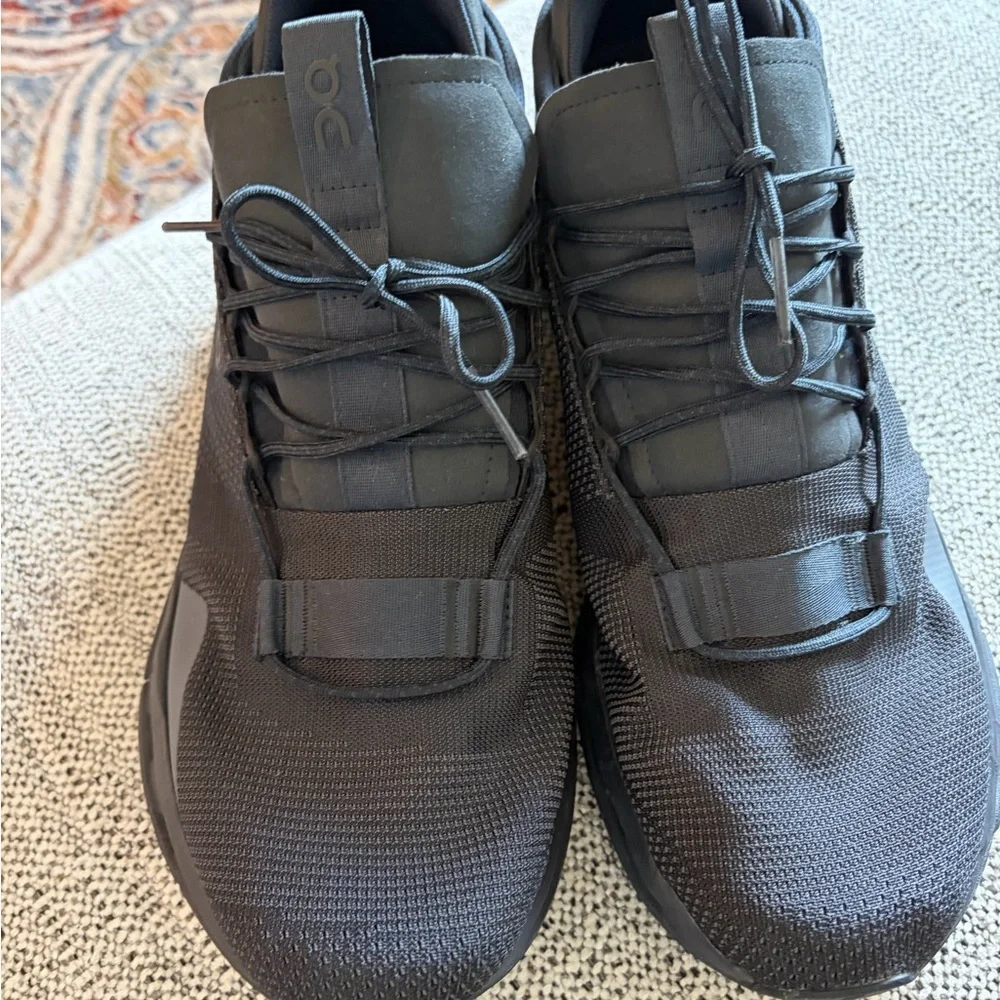 On Cloudnova 2 sneakers in an all-black colorway men’s size 13 - Picture 9 of 10